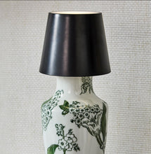 Load image into Gallery viewer, LAMPSHADE BOTTLE LED PORTABLE
