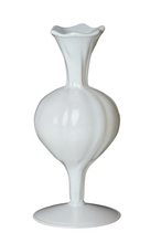 Load image into Gallery viewer, Lizzie Bud Vase
