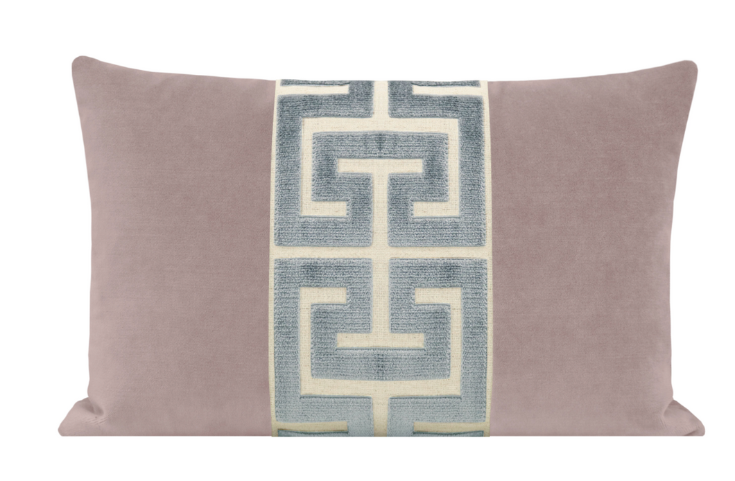 12x18 Lumbar-Smokey Lilac and Delft Greek Trim
