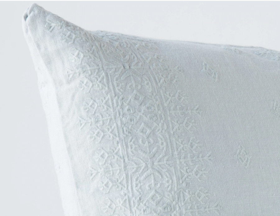 Ines Lumbar Throw Pillow- Cloud