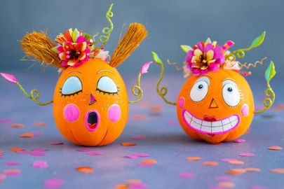 Bumpkin Betty & Gossip Gourdy Tabletop