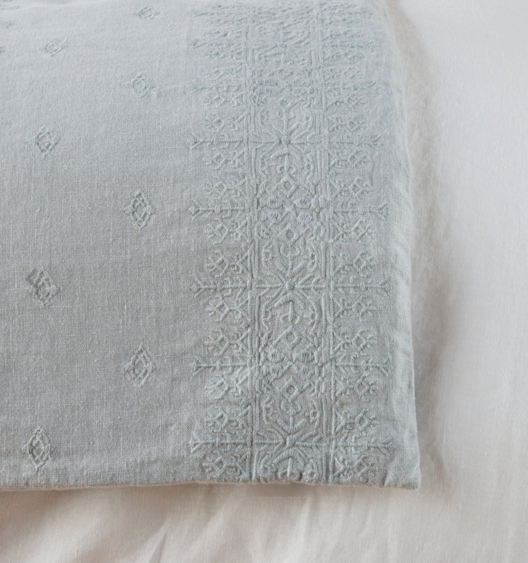 Ines Throw Blanket-Mineral