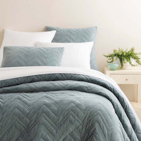 Brentwood Velvet Quilt Ocean-Full/Queen